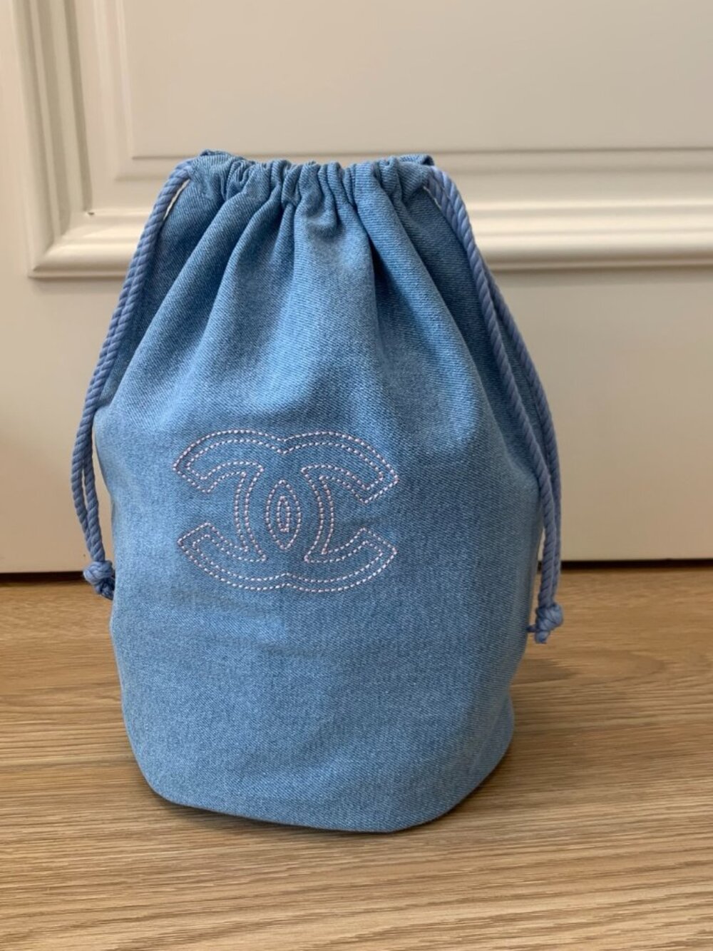CHANEL DENIM BUCKET BAG [N.I.B.]